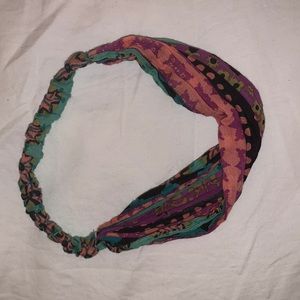 2 NATURAL LIFE HEADBANDS